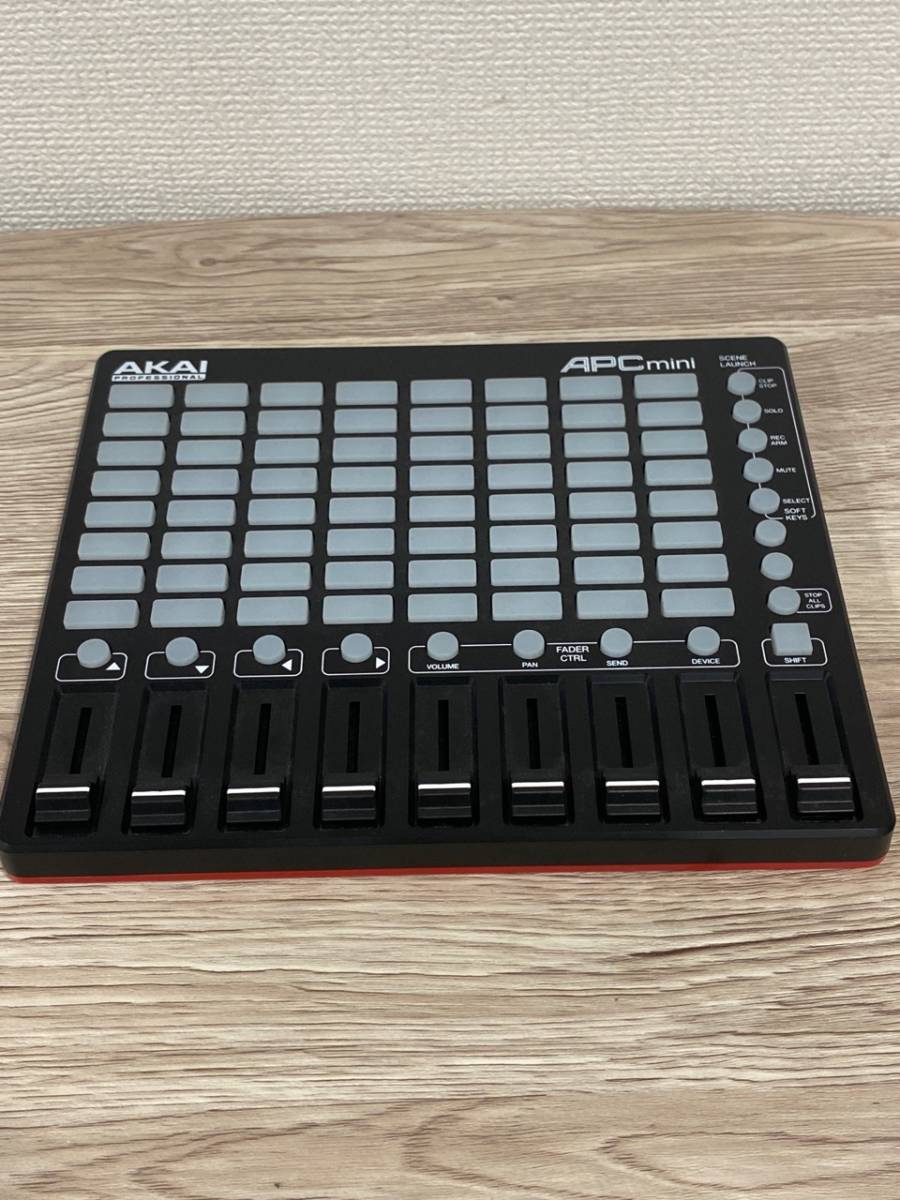 【目立った傷や汚れなし】AKAI／アカイ APC MINI Ableton Live コントローラ 中古/現品のみ D14 の落札情報詳細