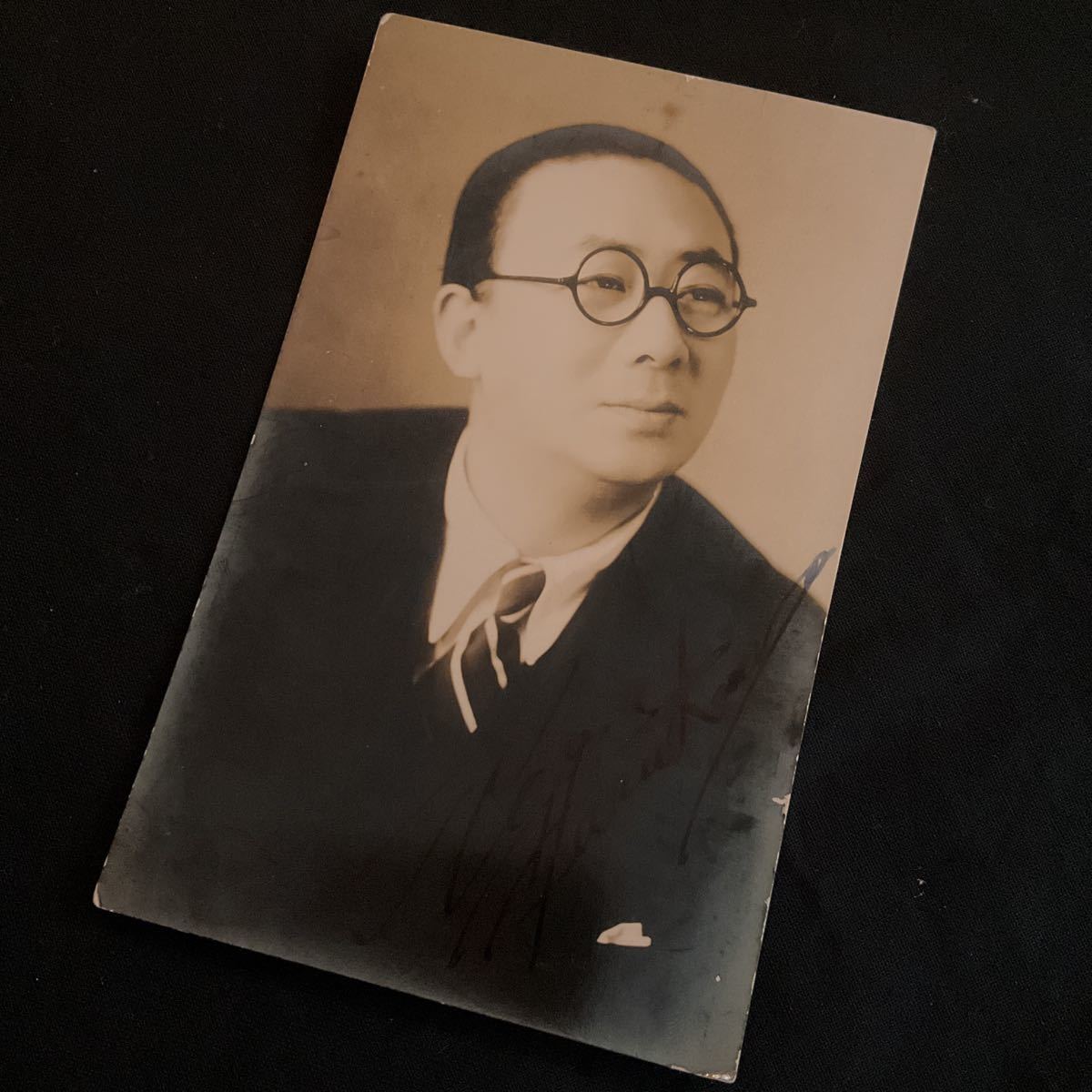直筆サイン・自画像 古川ロッパ　古川緑波　色紙　 肉筆　23x34cm 傷や汚れあり】古いブロマイド 古川ロッパ 古川緑波 サイン入り