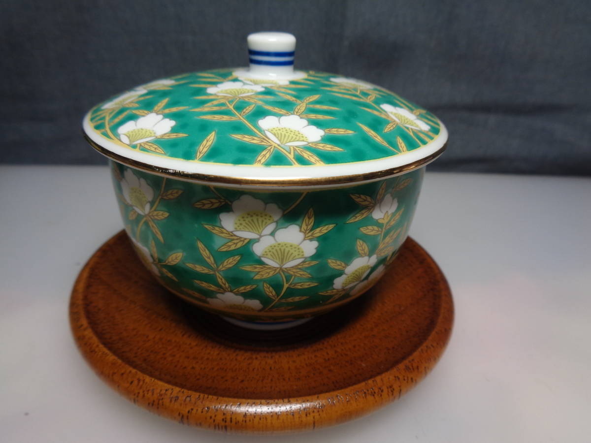 新品！金彩秋峰美術九谷焼蓋付湯のみ５客＆急須セット 楽天市場】九谷焼 蓋付き 湯呑み 5客・急須 セット 青粒金唐草（ 来客