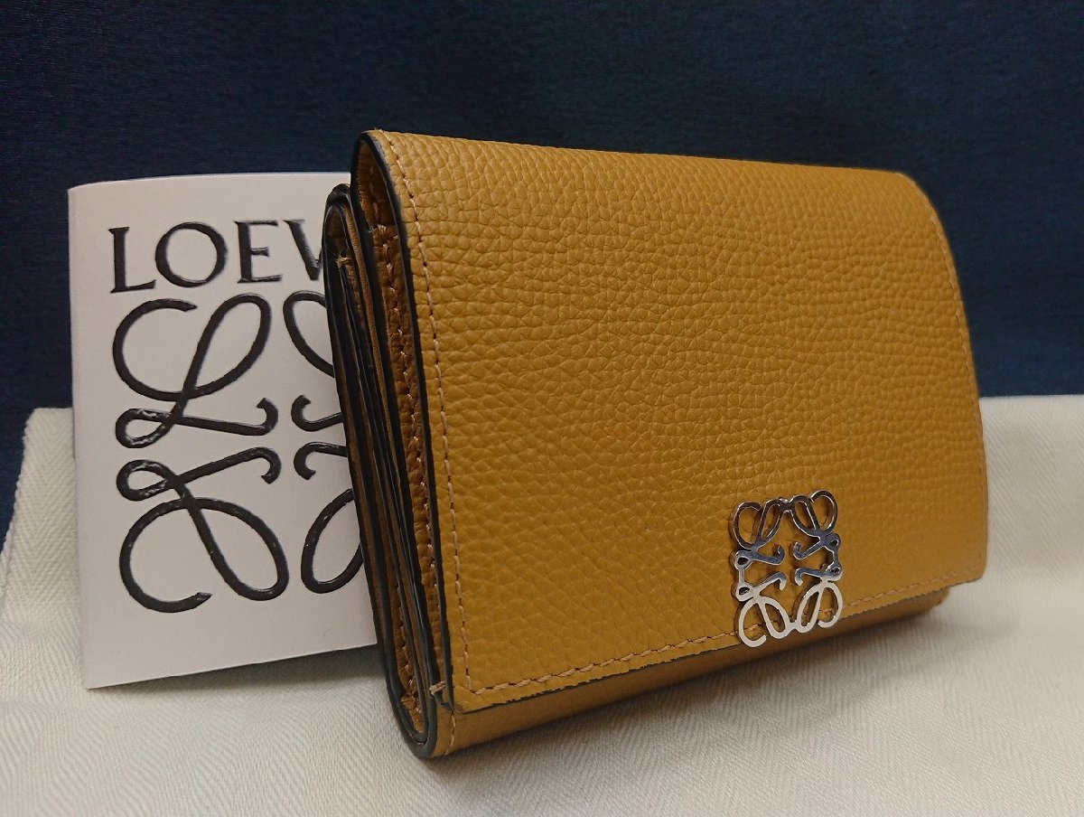 やや傷や汚れあり】＄【 LOEWE ロエベ アナグラム トライフォールド