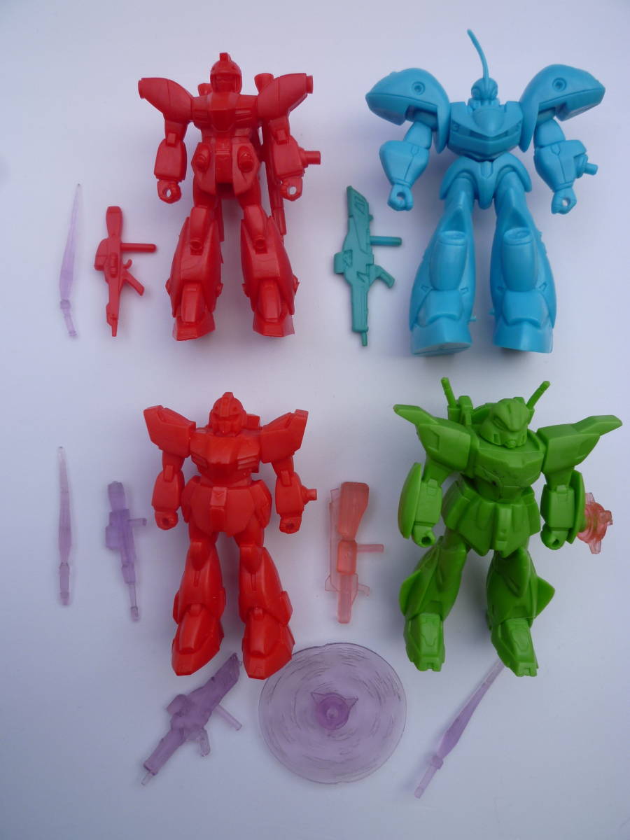 ガンダム 消しゴム 人形 ジャンク品 （全体的に状態が悪い