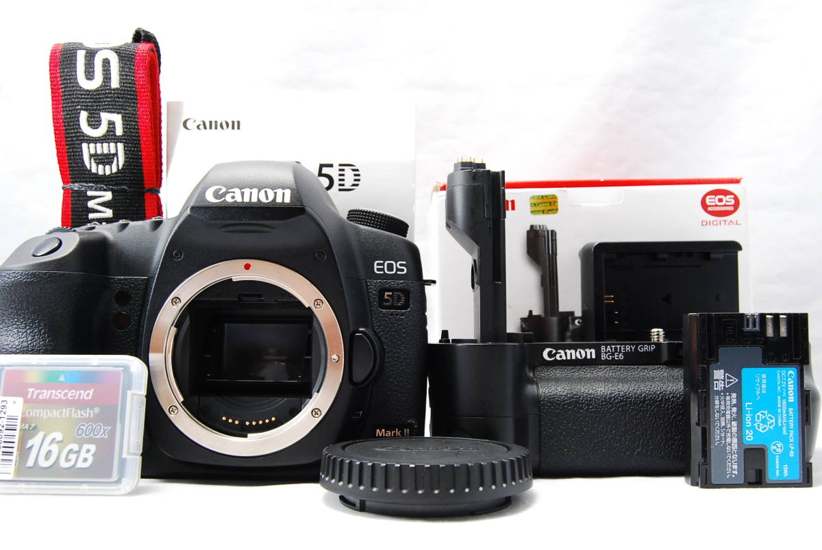 【目立った傷や汚れなし】キャノン Canon EOS 5D Mark II ボディ BGE6 バッテリーグリップ・未使用CFカード付の落札
