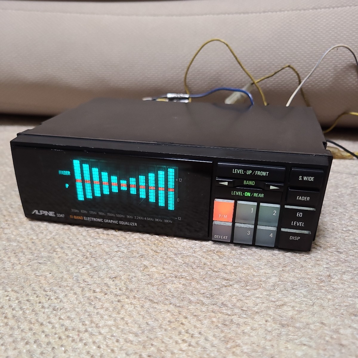 ALPINE アルパイン 1DIN グラフィックイコライザー 3347 グライコ 当時物