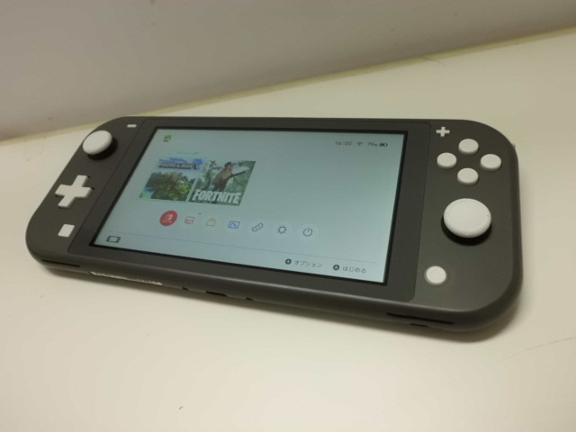 Switchライトグレーダウンロードゲーム多数