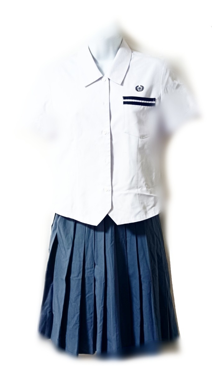 コスプレ衣装 京都 聖母学院中学校 夏服 制服ブラウスM ◇京都府 京都聖母学院中学校 制服◇ 制服⁄学生服⁄TOMBOW⁄京都聖母学院