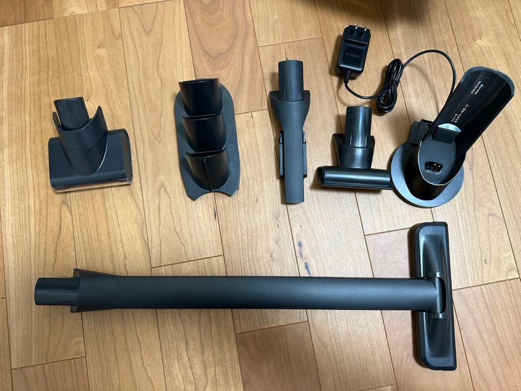 未使用】Shark EVOPOWER 充電式ハンディクリーナー 新品未使用