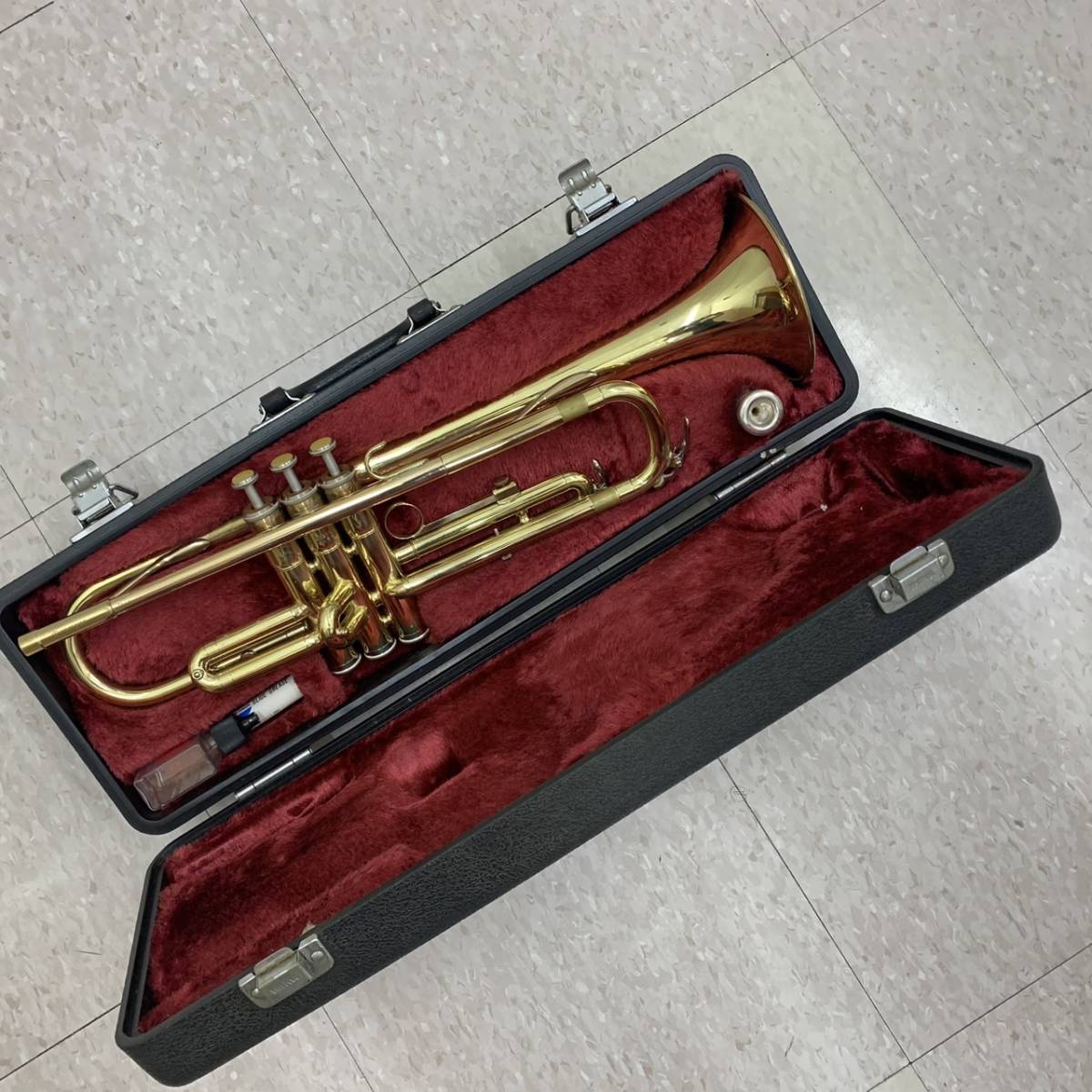 019201 ホビー・楽器・アート YAMAHA トランペット YTR2310 ケース等付き