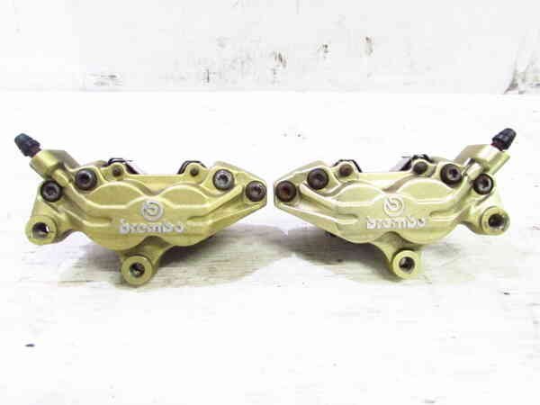フロントキャリパー DUCATI S4R BREMBO（目立った傷や汚れなし