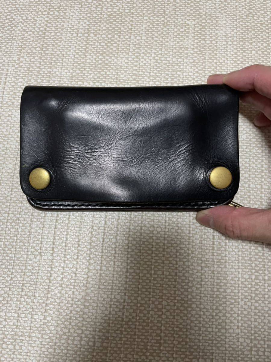 タク様用アディティブアンドライン　ミドルトラッカーウォレット ミドルトラッカーウォレットでもカードは15枚入ります。 入れ