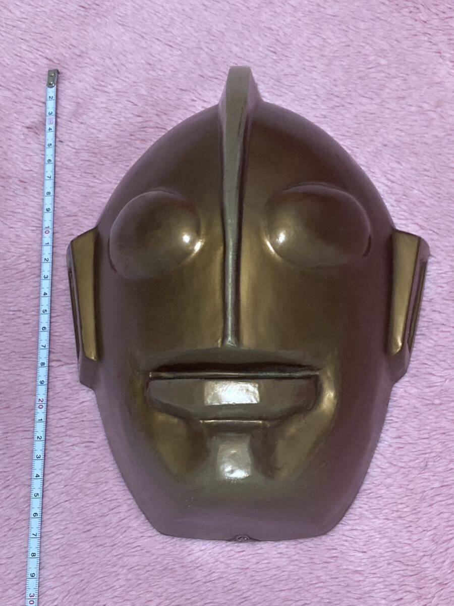 ウルトラマン1/1マスク ソフビ製オブジェ(金色目) ウルトラマン1/1マスク ソフビ製オブジェ(金色目)ULTRAMAN HEAD