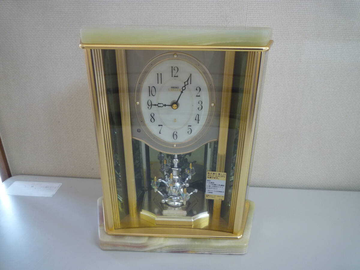SEIKO  EMBLEM 高級オニキス枠置時計　HW443M 大理石　 動作品 最終価格 SEIKO EMBLEM 高級オニキス枠置時計 HW443M - メルカリ
