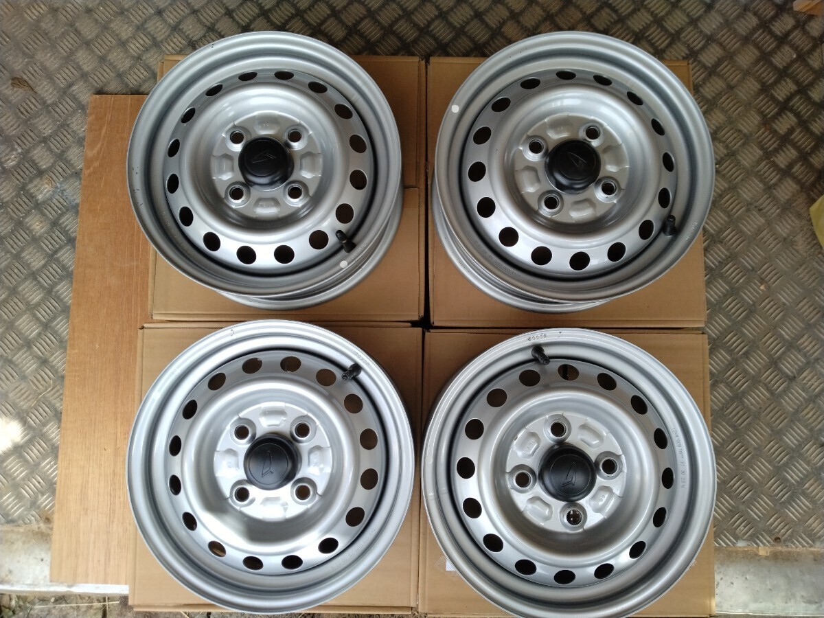 送料無料】新車外し ダイハツハイゼット ジャンボ 純正スチール