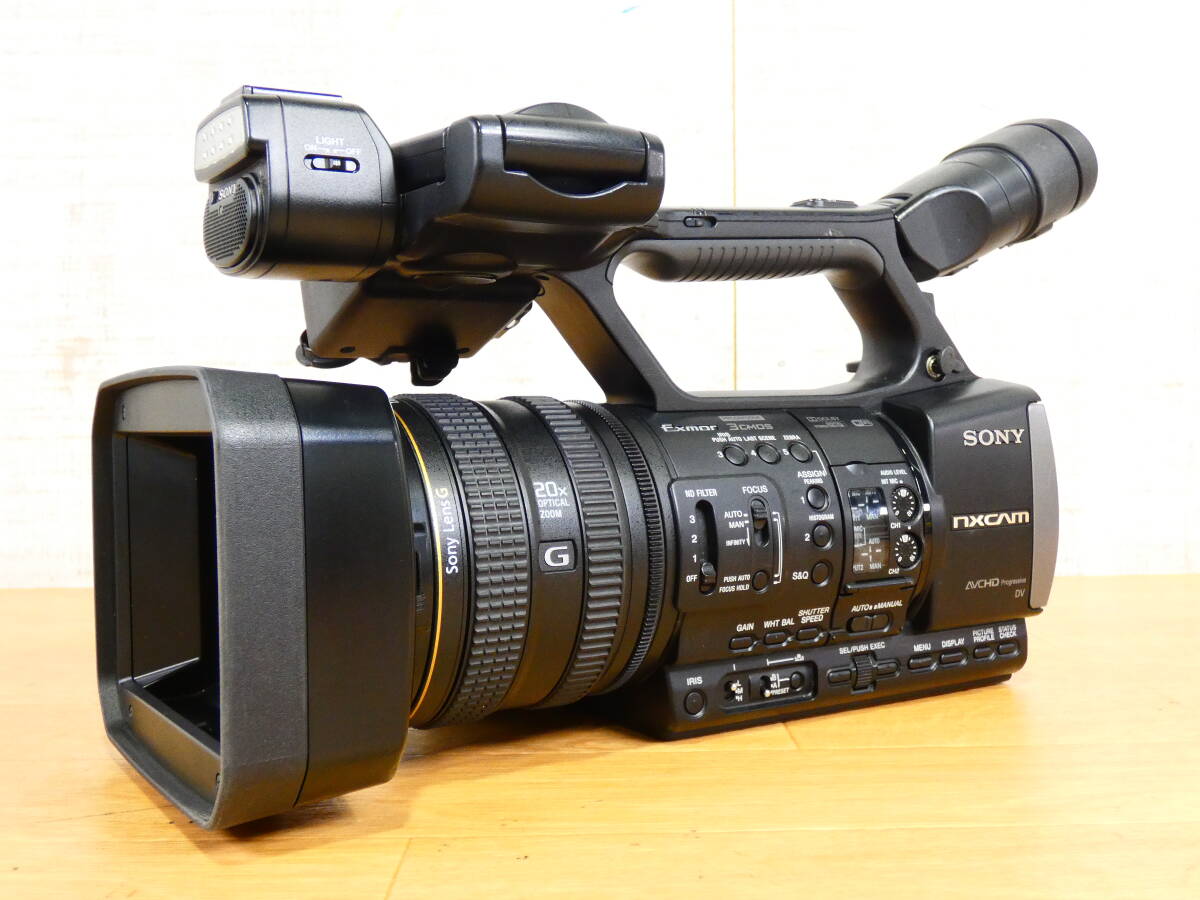 SONY ビデオカメラ Exmor 型番HXR-NX3