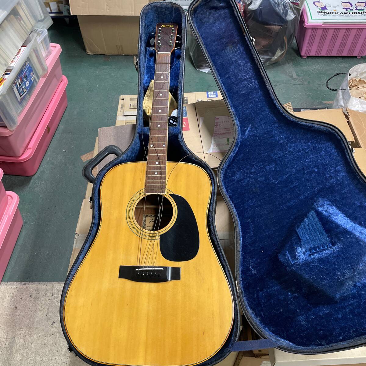 アコースティックギタートムソン