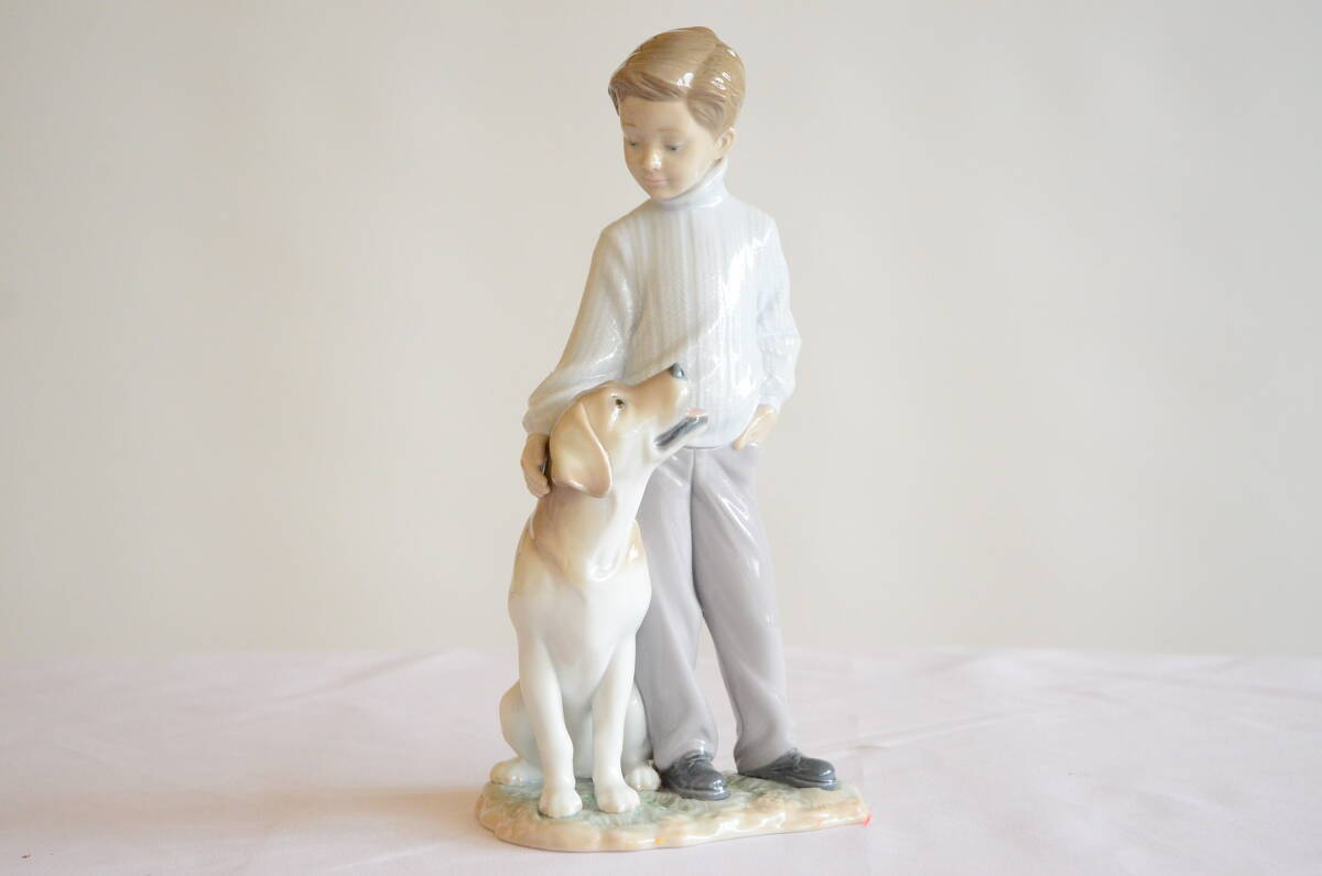 リアドロ　「僕の親友」　犬と少年 リヤドロ 僕の親友 フィギュア 人形 男の子 犬 LLADRO リアドロ