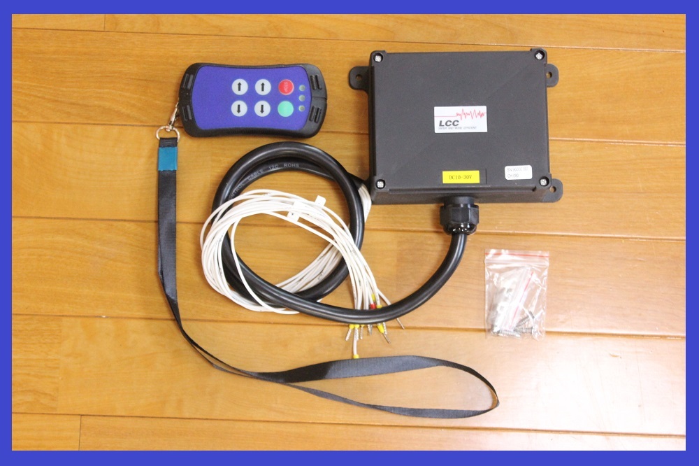 ユニック　セーフティローダー　車載車用ラジコン送信機 ユニック セーフティローダー 車載車用ラジコン送信機 2025年