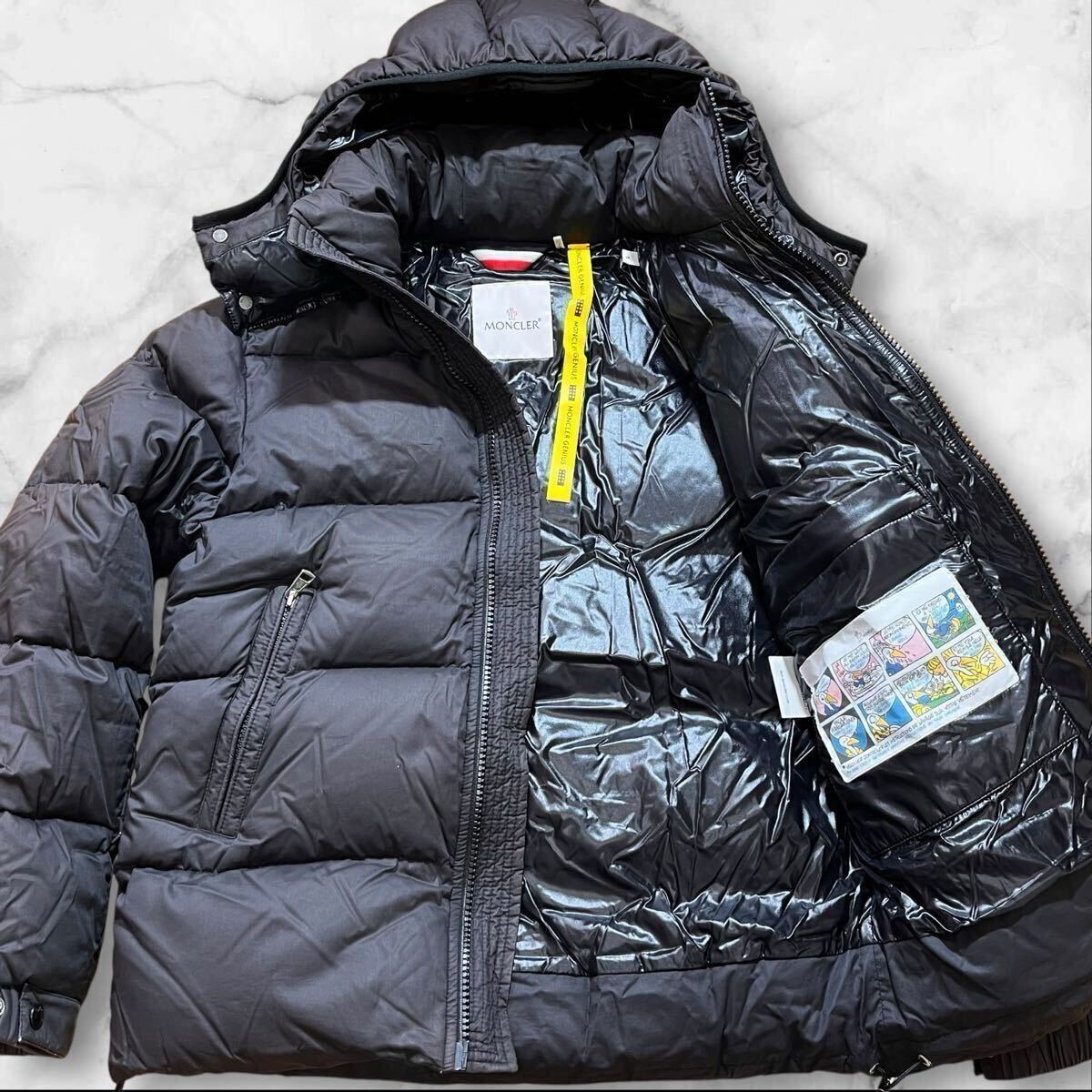 モンクレール MONCLER 大人しい マスケード
