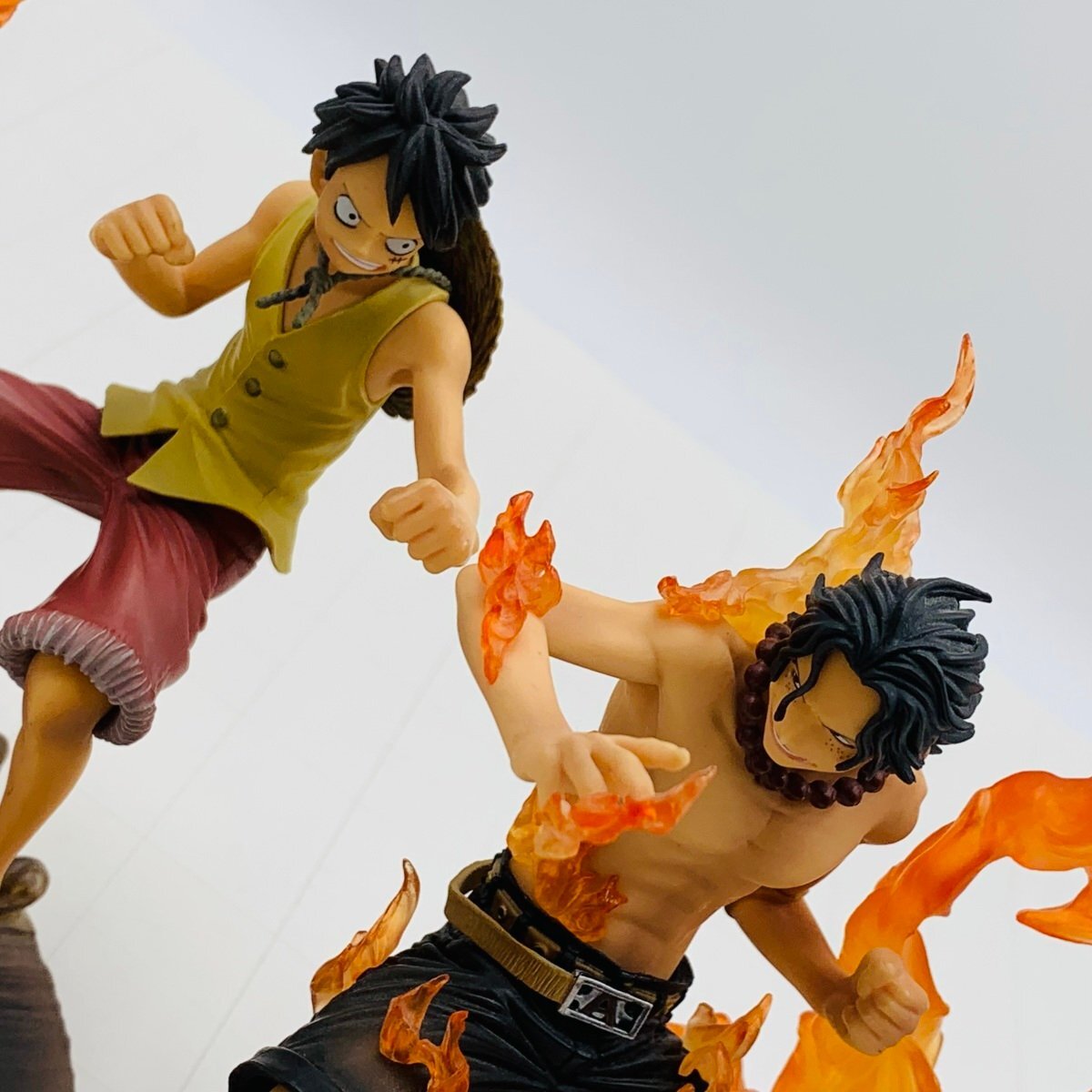 新品☆50体限定ﾜﾝﾋﾟｰｽVISAｶｰﾄﾞ記念品ﾌﾞﾛﾝｽﾞﾙﾌｨﾌｨｷﾞｭｱ 懸賞品】50体限定 ONE PIECE VISA CARD×LUFFY オリジナル