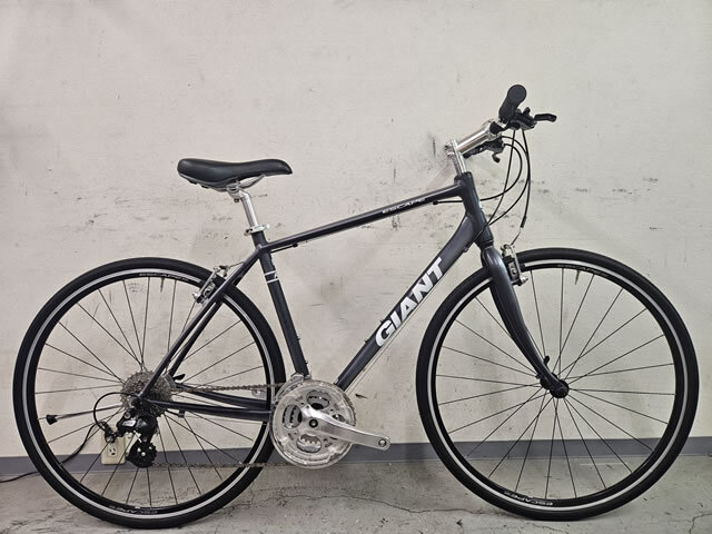 GIANT CS2500（ジャイアント） クロスバイク 管理NO20200531-4