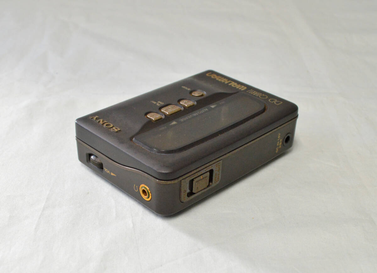 ジャンク品 SONY WM-F203 WALKMAN カセットレコーダー 黒 ジャンク品 SONY WM-F203 WALKMAN カセットレコーダー 黒 - メルカリ