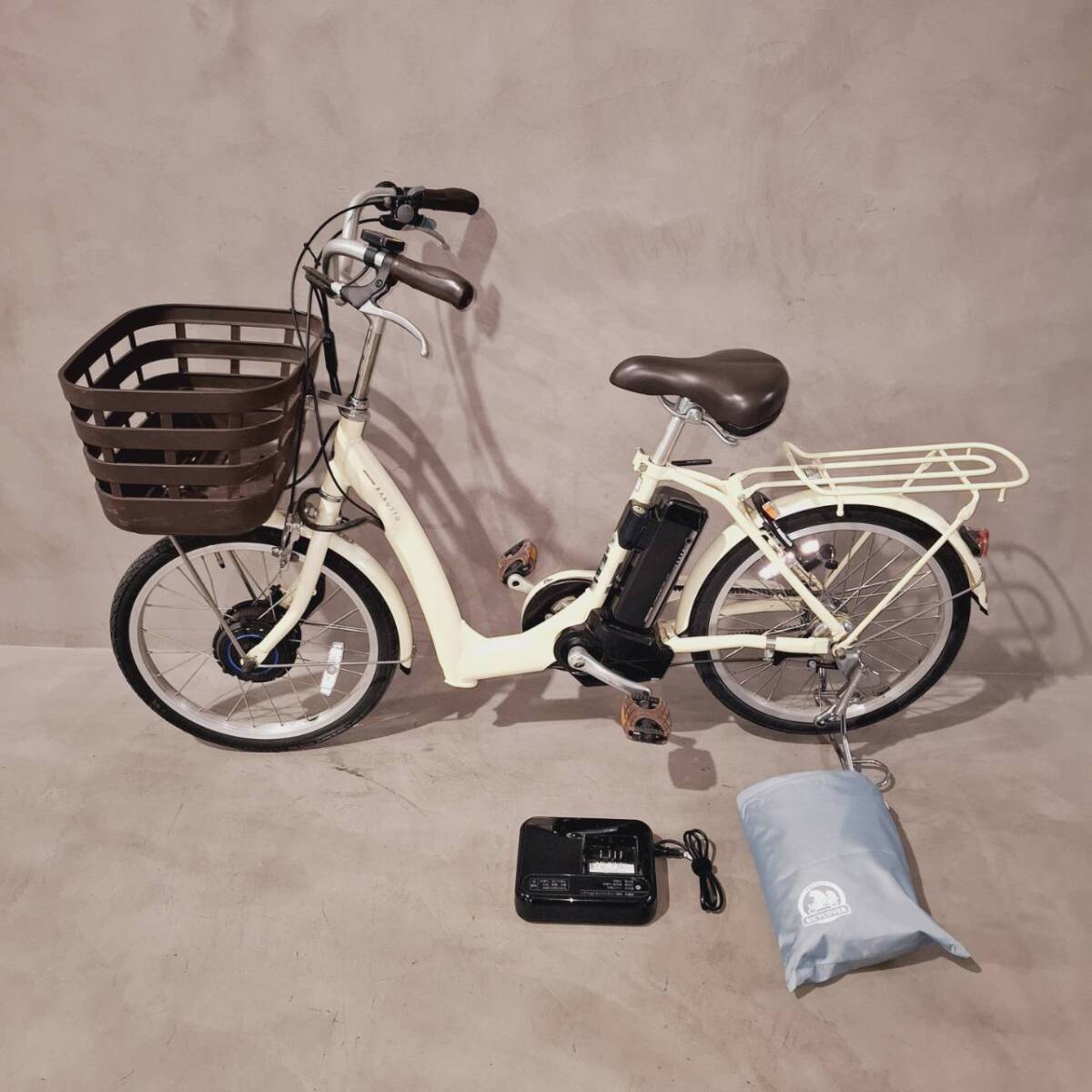 中古美品 2018年製 BRIDGESTONE ブリヂストン 24インチ 電動アシスト