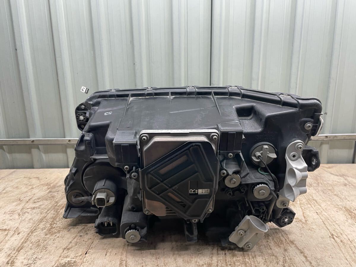 7-0321-5 ★ レンズ コーティング 済み ★ プロフィア レンジャー アクティブハイビーム付き 純正 LED ヘッドライト 右 KOITO 100-35165の1番目の画像