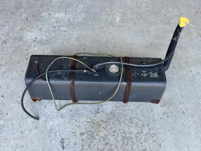 ハコスカ 純正燃料タンク ハコスカ 純正燃料タンク ハコスカ 燃料タンク 旧車 オリジナル