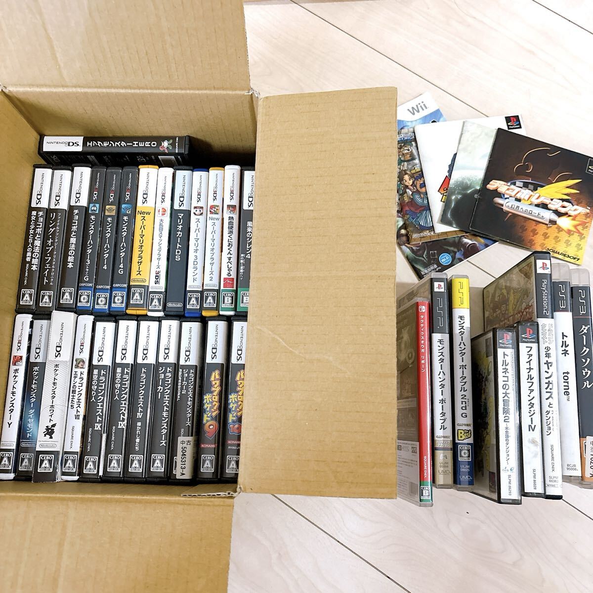 空箱 ゲームソフト ケース まとめ売り DS PS2 PS3 PSP Wii ポケモン ドラクエ ファイナルファンタジー スーパーマリオ モンスターハンターの1番目の画像