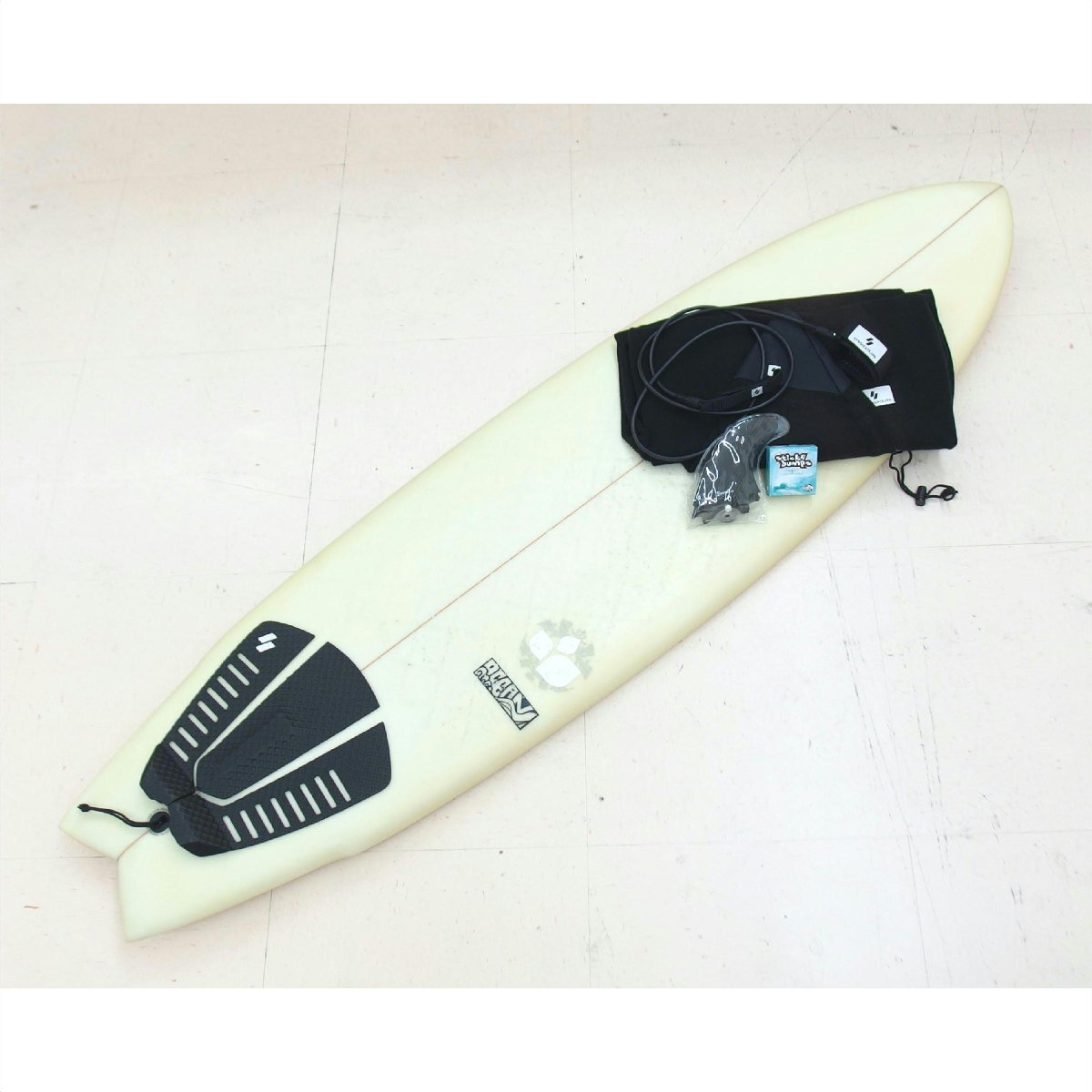 中古】アネラ サーフボード anela 7,0 マメ増田 シェイプ マジック 