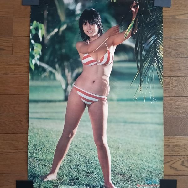 ∀河合奈保子 ビキニ 水着 ポスター コロムビアレコード B2サイズ 明星