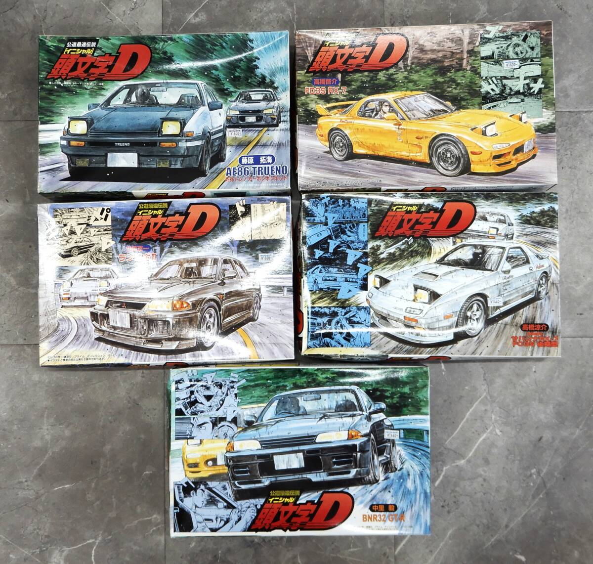 ホットワークス 1/24 頭文字D スプリンター トレノ AE86 1983 藤原拓海