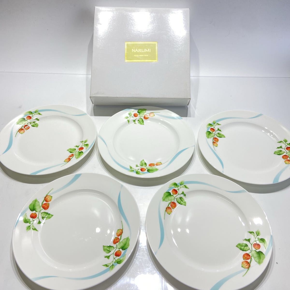 新品】♪新品♪ 未使用 ☆Hallmark☆ ホールマーク カップ＆ソーサー 