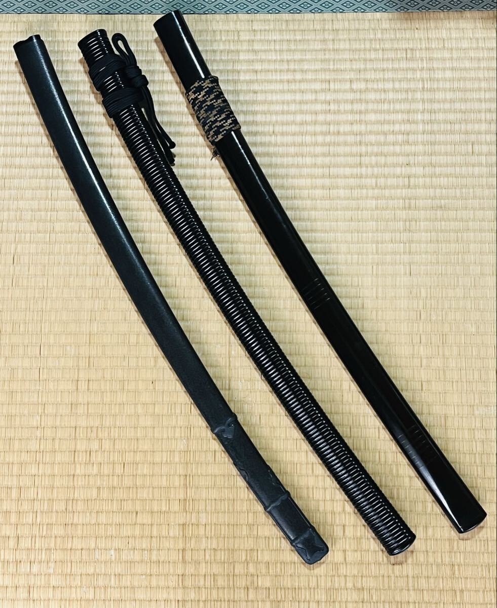 【やや傷や汚れあり】旧家蔵出し品 大刀 鞘3本セット 蝋色塗り 石目塗り 印籠刻 尾張 反り深 金属装飾 太刀 武具 鞘 刀装具 塗り鞘の落札 ...