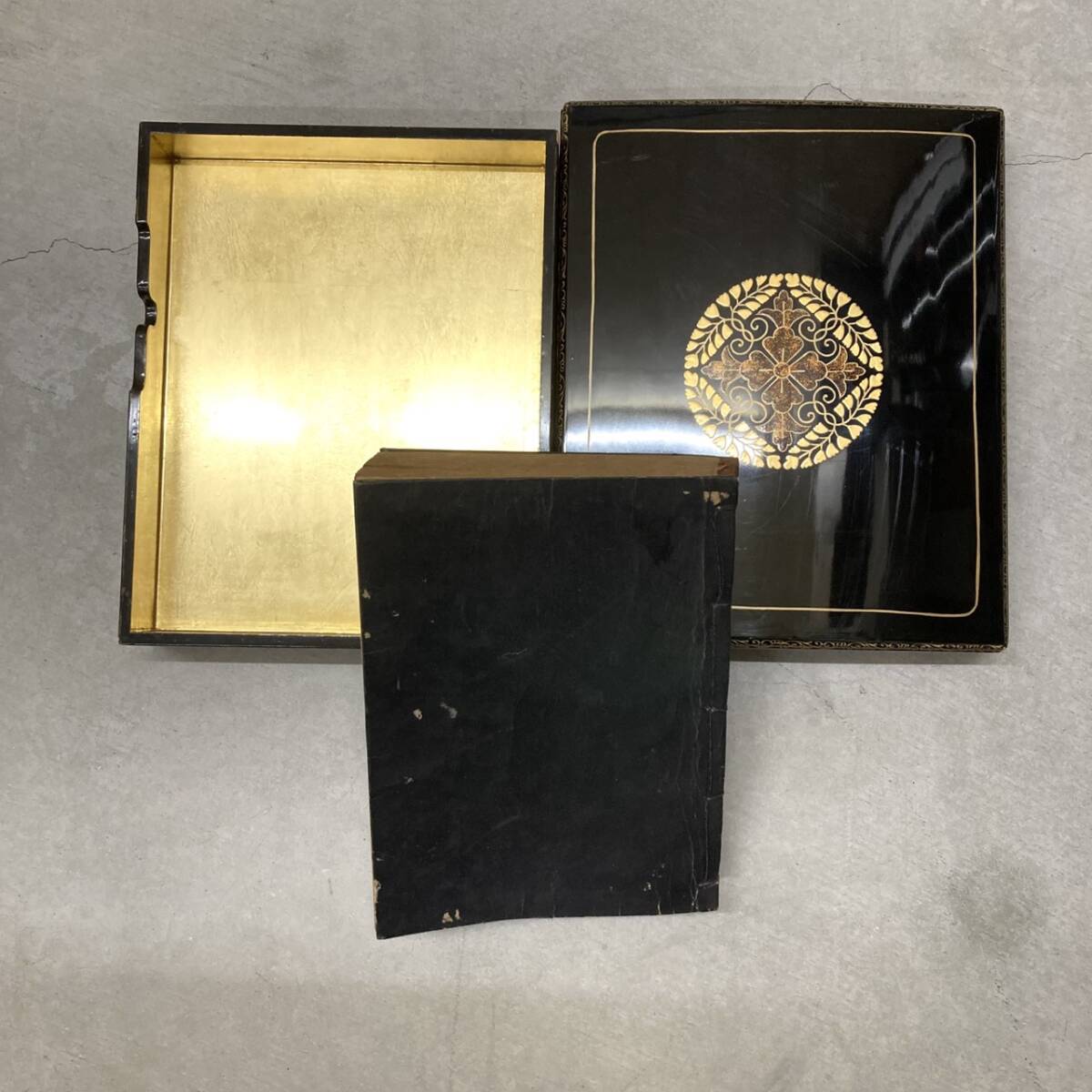 漆器 文箱 黒地 金色装飾 仏教具 五】仏具 木地漆塗螺鈿蒔絵御文箱 御文章箱の落札情報詳細 - Yahoo