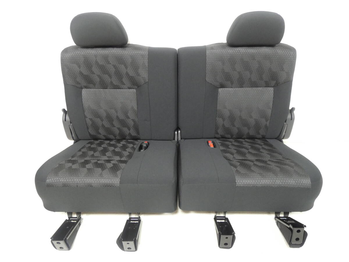 中古 NV350キャラバン プレミアムGX純正セカンドシートの落札