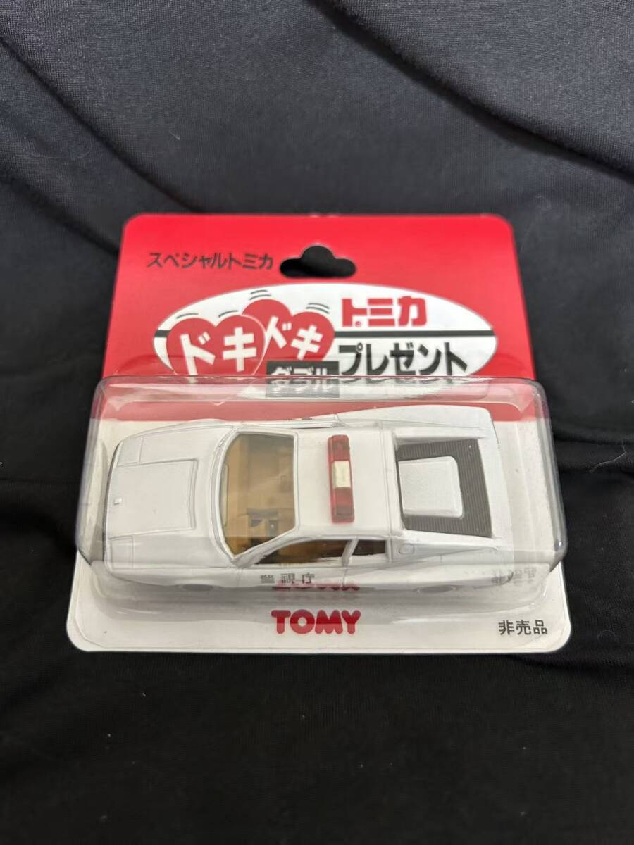 新品】スペシャルトミカ 非売品 ドキドキダブルプレゼント フェラーリ