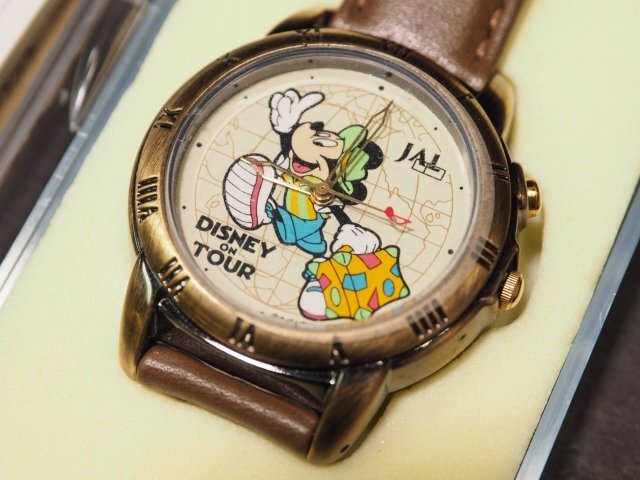 新品】新品タグ付き JAL ディズニー ON TOUR エプロン 水色 大人用