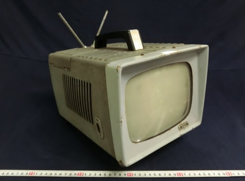 昭和レトロ 白黒テレビ ブラウン管テレビ 赤いテレビ 株式会社ゼネラル