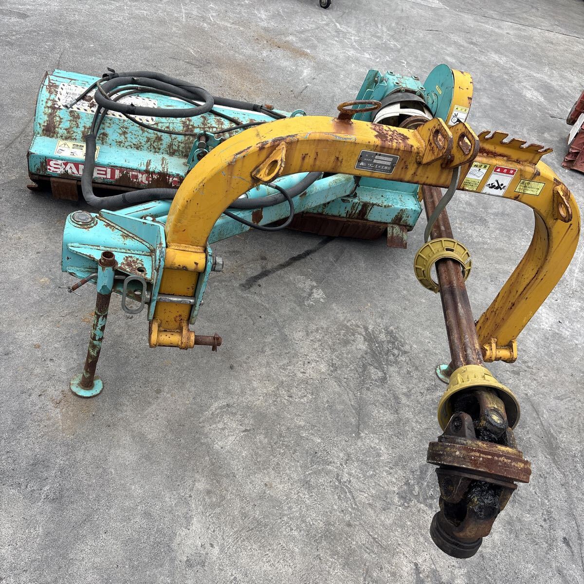 岐阜☆ ニプロ スライドモア TDS1400 作業幅1400mm 電動油圧 