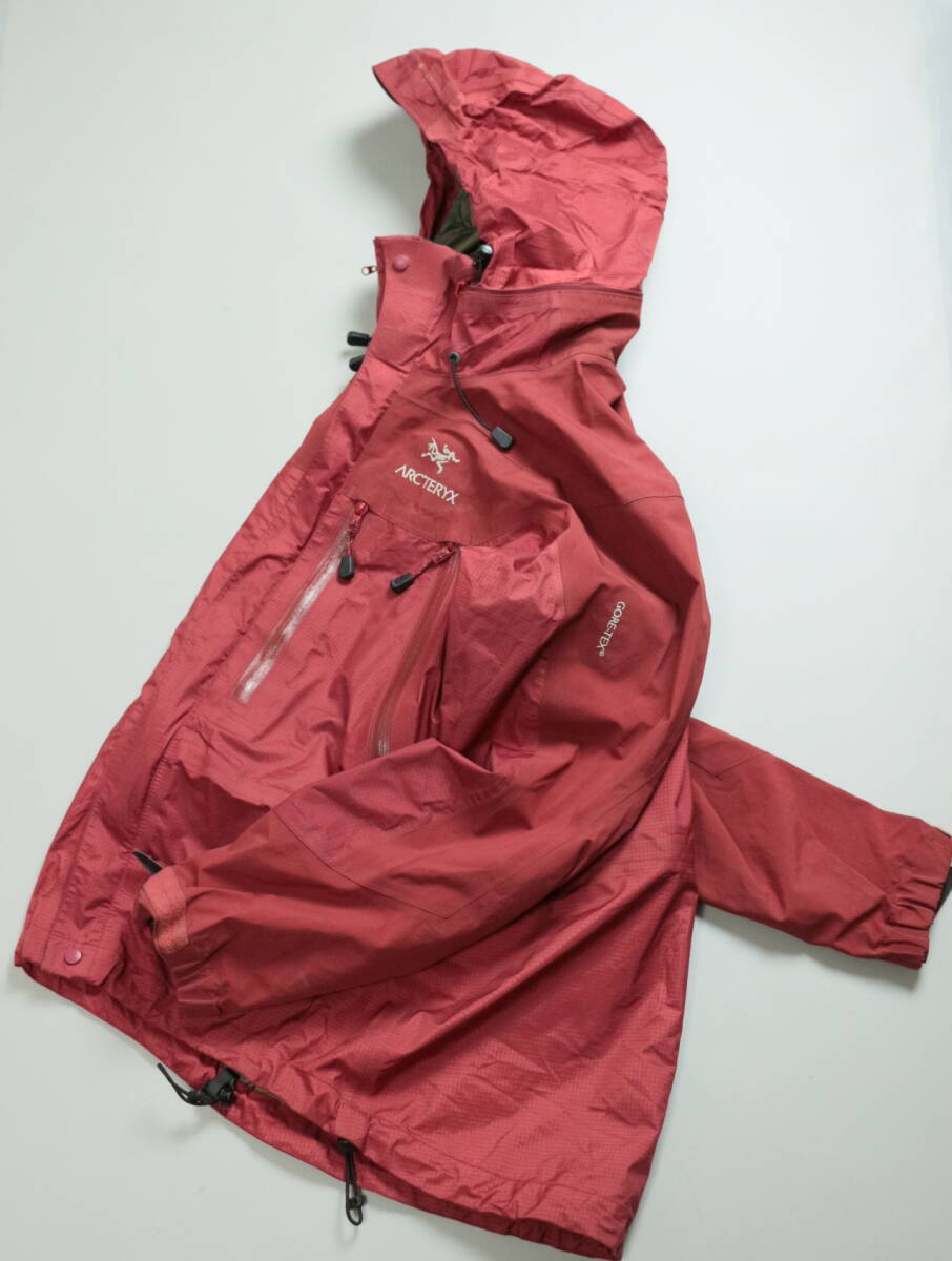 中古】【美品！希少サイズ】arc'teryx beams 40th別注 Theta AR Jacket
