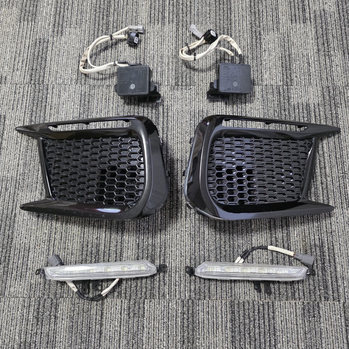 やや傷や汚れあり】スバル インプレッサスポーツ G4 LEDアクセサリー