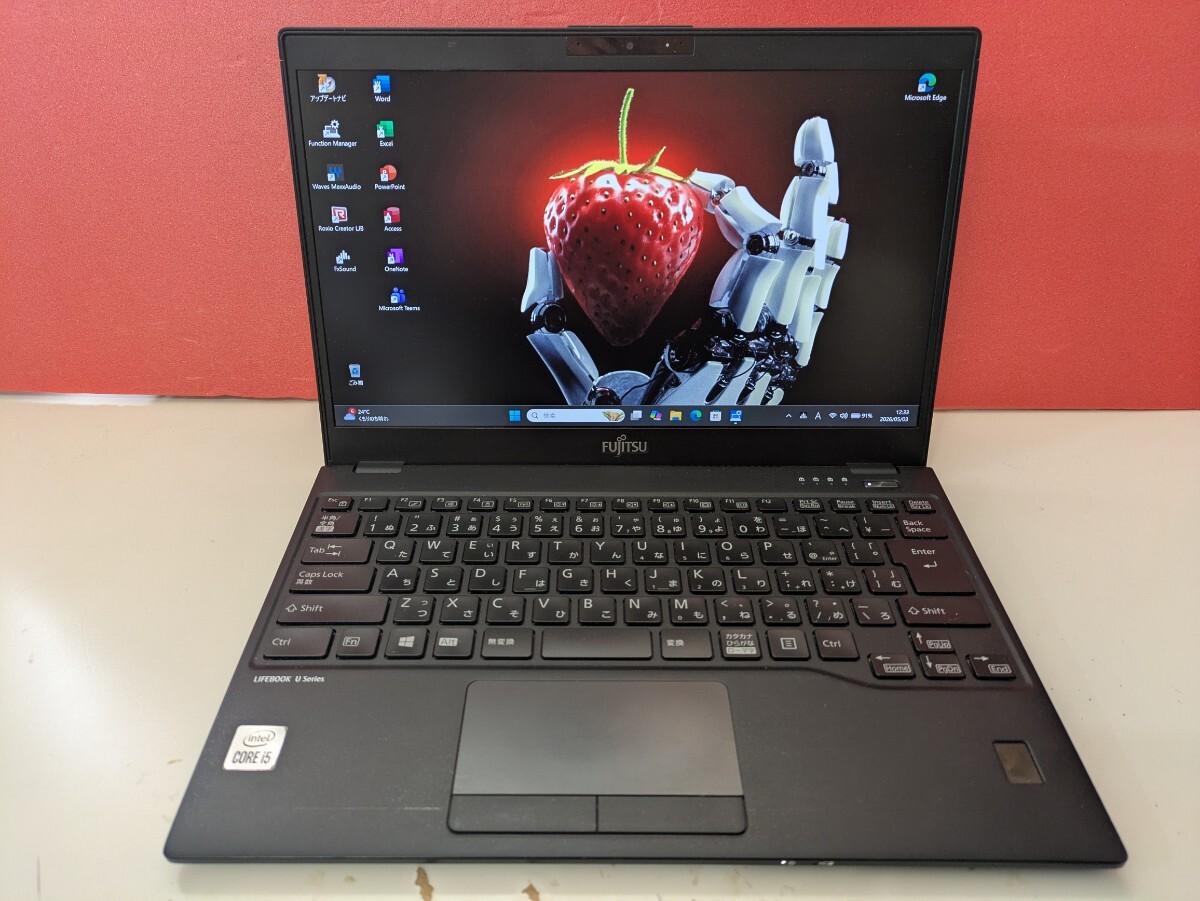 Fjitsu Lifebook UH55/B3 7世代i3SSD ♪ 富士通 LIFEBOOK UH55/B3 Sakura（ピンク） i3-7130U 240GB SSD