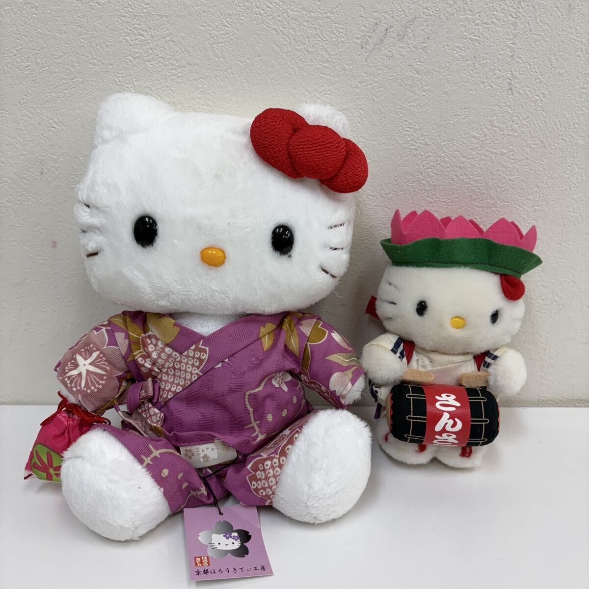 美品 絶版希少 北海道限定キタキツネぬいぐるみ/ワニの着ぐるみ SKB