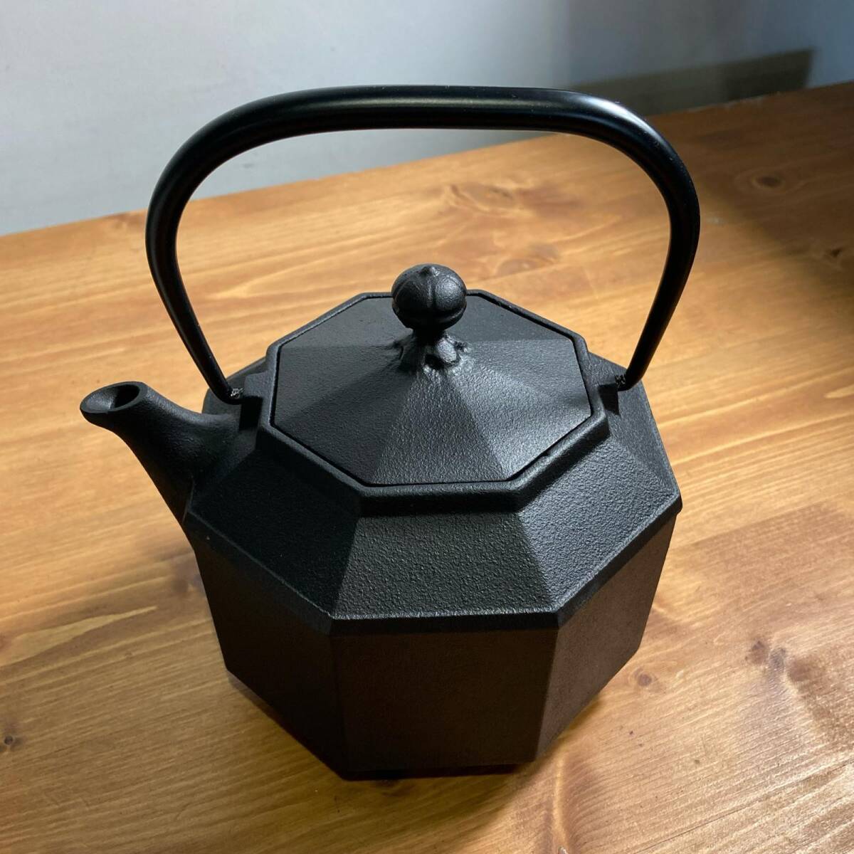 新品】□OIGEN南部鉄器 亀香炉(立皿付)/鋳鉄製/日本製/ギフト可の落札