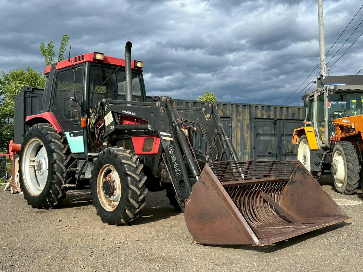 福島県発!! 小松インターナショナル トラクター 576AD 4WD 中古 売切