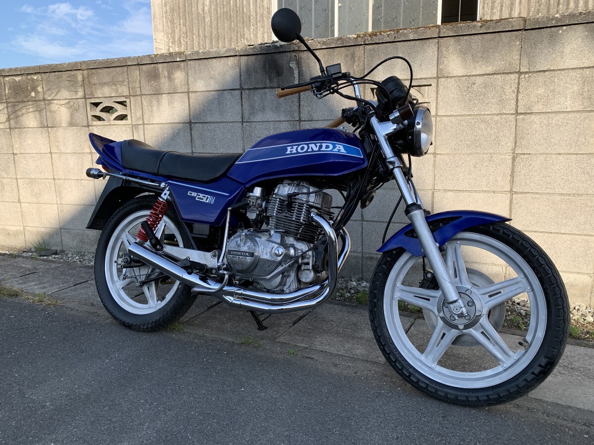 中古】GSX250L サイドカバー 左右セット gsx400lgsx250tgsx400tの落札 