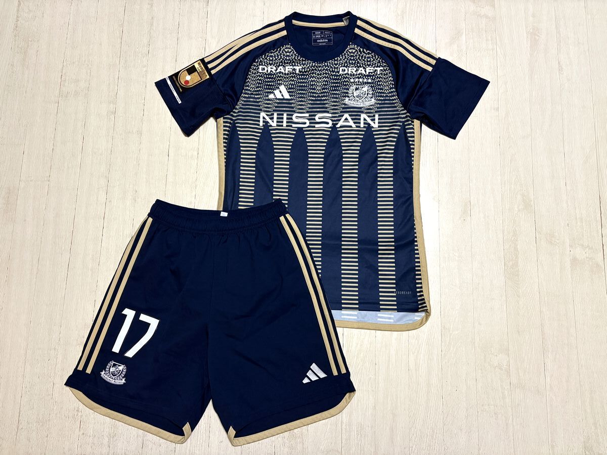 □中古□ 2001 Jリーグ 横浜Fマリノス x 中村 俊輔 長袖ユニフォームの
