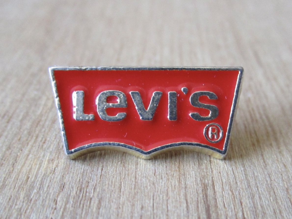 新品】レア！☆リーバイス【PINTRILL×Levi's】ピンバッチ ピンズ