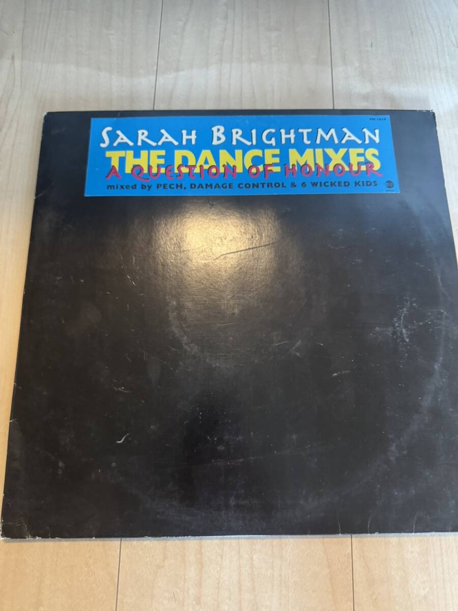 H サラ・ブライトマン Sarah Brightman 直筆サイン写真 証明書COA 1の