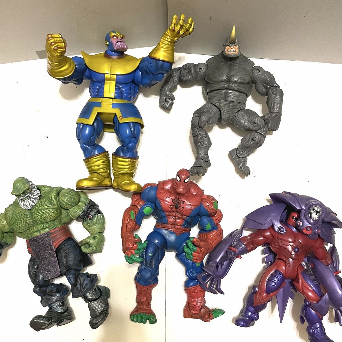 美品 ハズブロ マーベルレジェンド オンスロート ビルドフィギュア 6